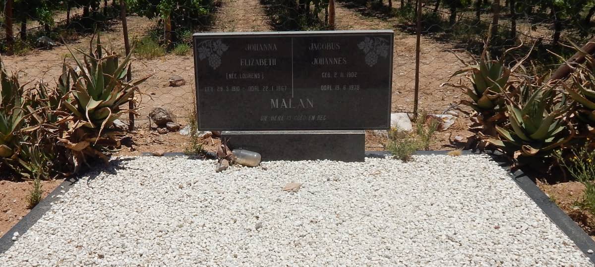 MALAN Jacobus Johannes 1902-1978 &amp; Johanna Elizabeth LOURENS 1910-1967