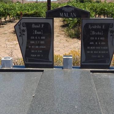 MALAN Daniël P. 1896-1995 &amp; Hendrika F. 1903-1984