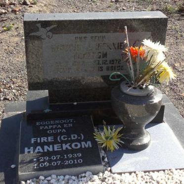 HANEKOM C.D. 1939-2010 :: HANEKOM Hendrik J. 1963-1972