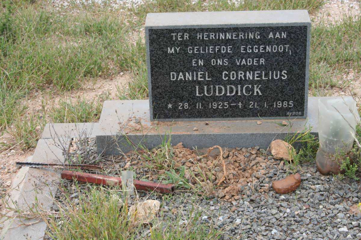 LUDDICK Daniel Cornelius 1925-1985