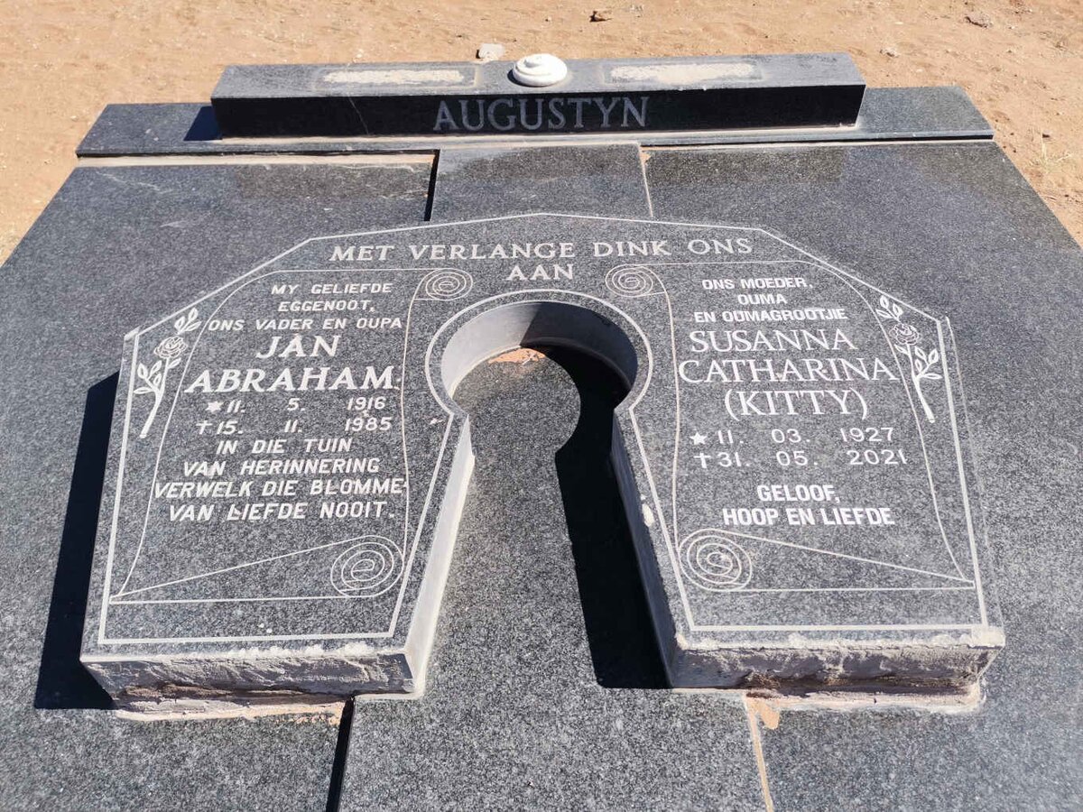 AUGUSTYN Jan Abraham 1916-1985 &amp; Susanna Catharina 1927-2021
