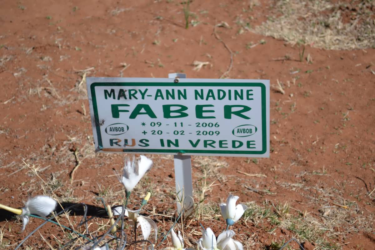 FABER Mary-Ann Nadine 2006-2009