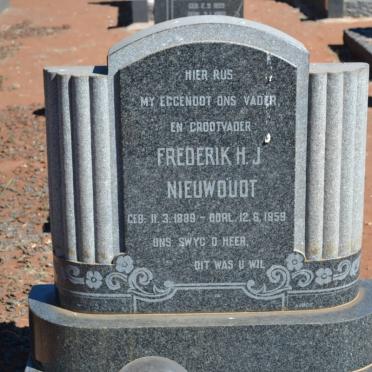NIEUWOUDT Frederik H.J. 1889-1959