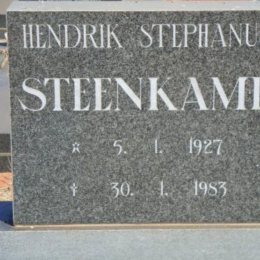 STEENKAMP Hendrik Stephanus 1927-1983