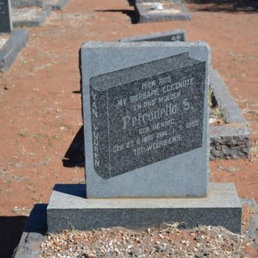 VUUREN Petronella S., van nee HENNIG 1896-1955