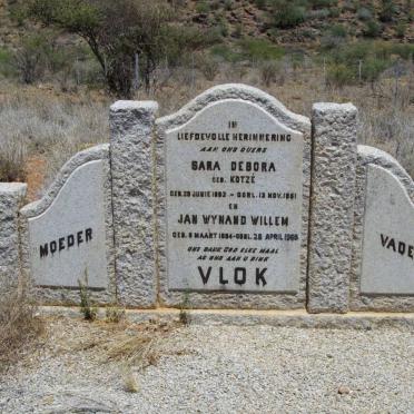 VLOK Jan Wynand Willem 1884-1968 &amp; Sara Debora KOTZE 1893-1951