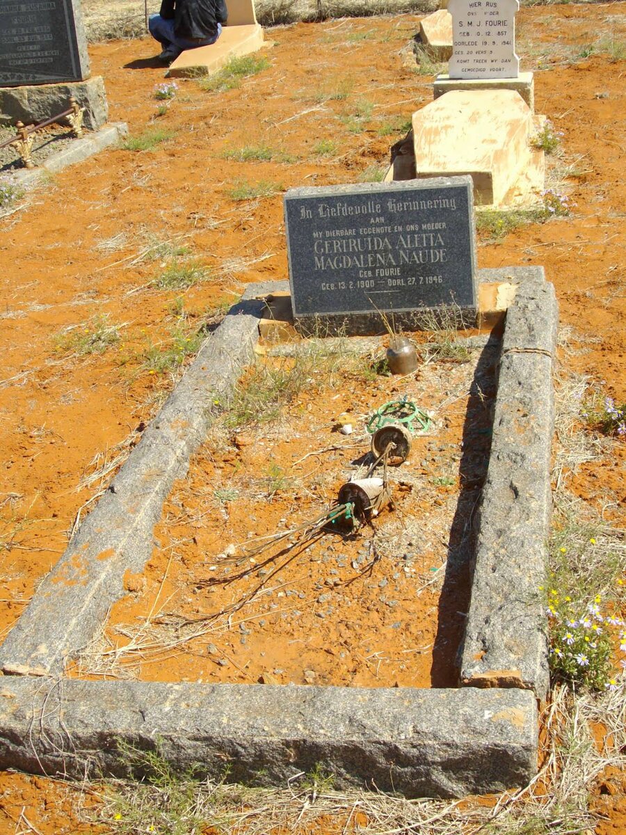 NAUDE Gertruida Aletta Magdalena nee FOURIE 1900-1946