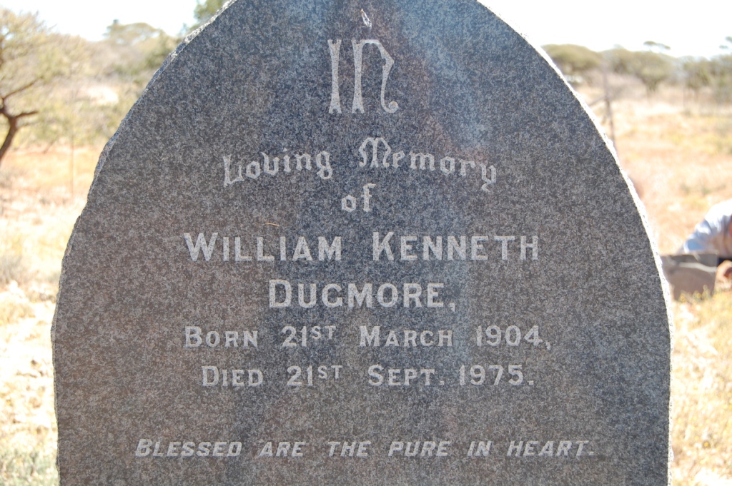 DUGMORE William Kenneth 1904-1975
