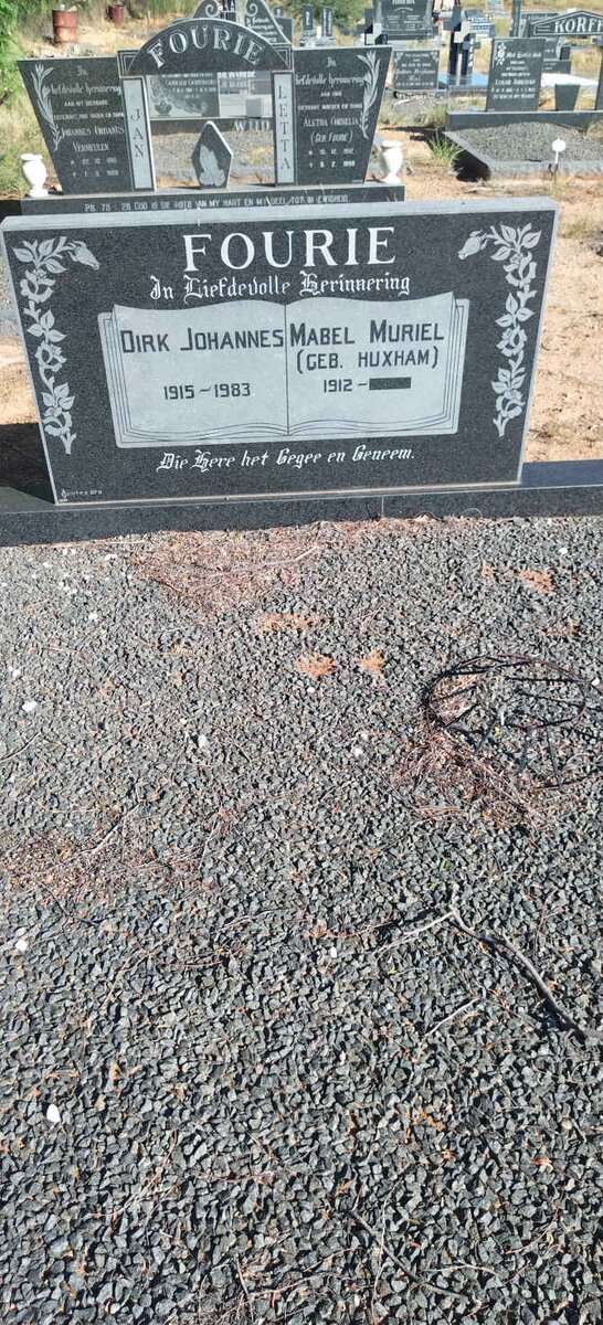 FOURIE Dirk Johannes 1915-1983 & Mabel Muriel nee HUXHAM 1912-