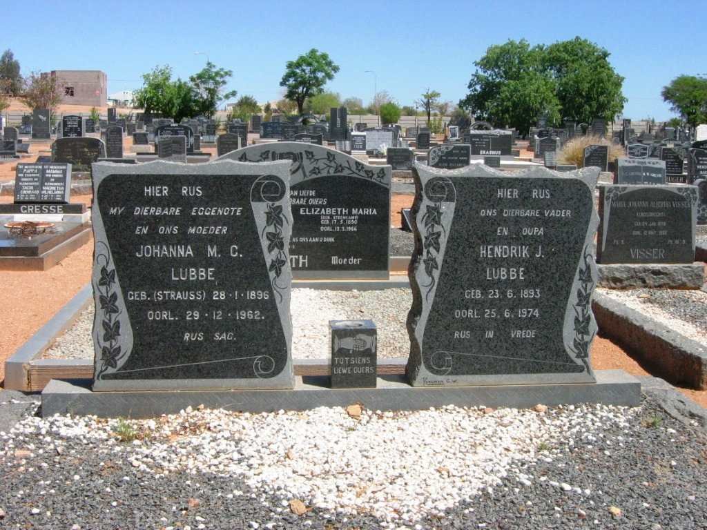 LUBBE Hendrik J. 1893-1974 &amp; Johanna M.C. STRAUSS 1896-1962