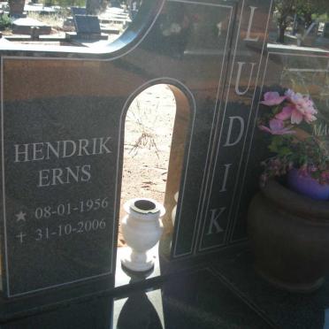 LUDIK Hendrik Erns 1956-2006