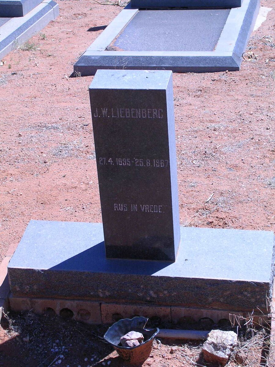 LIEBENBERG J.W. 1895-1967