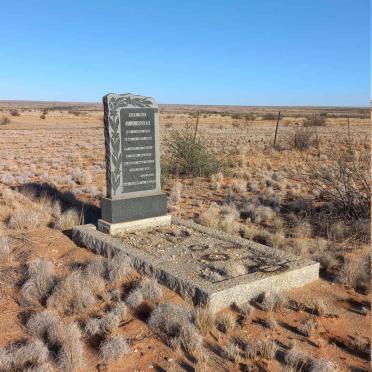 Northern Cape, KENHARDT district, De Tuin Zuid 163, Brakwater, farm cemetery