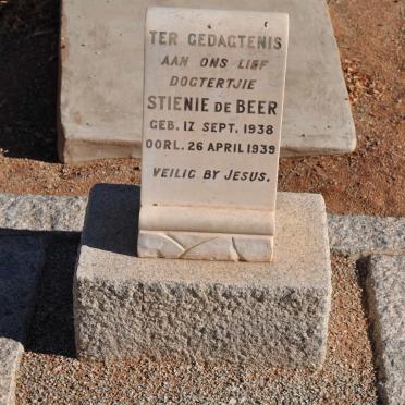 BEER Stienie, de 1938-1939