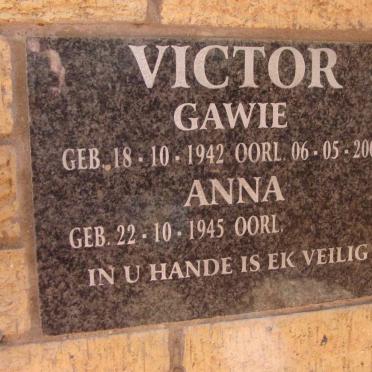VICTOR Gawie 1942-2009 &amp; Anna 1945-