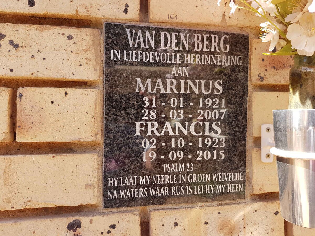 BERG Marinus, van den 1921-2007 &amp; Francis 1923-2015