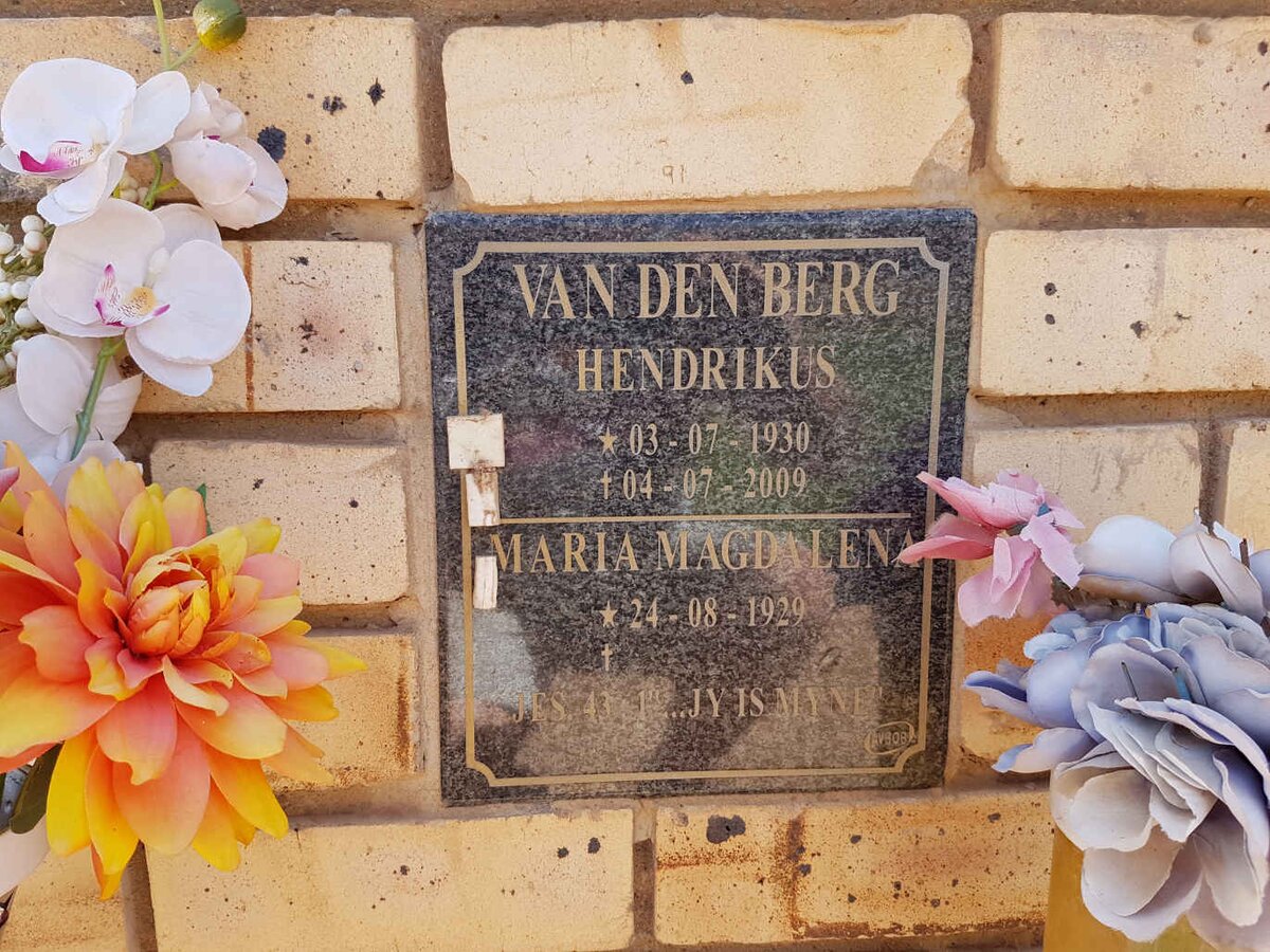 BERG Hendrikus, van den 1930-2009 &amp; Maria Magdalena 1929-