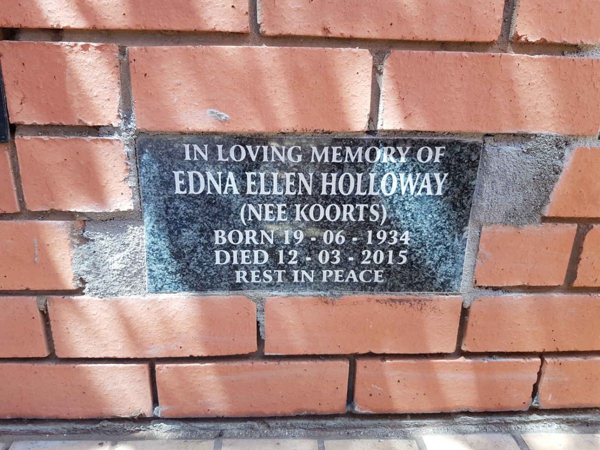 HOLLOWAY Edna Ellen nee KOORTS 1934-2015