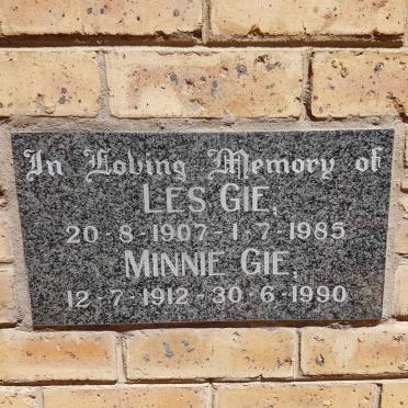 GIE Les 1907-1985 &amp; Minnie 1912-1990