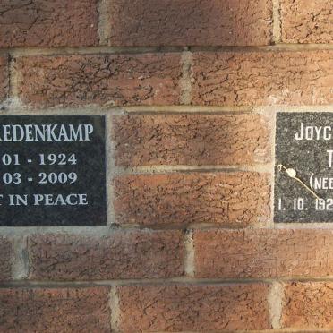 BREDENKAMP Joy 1924-2009 :: THURTELL Joyce Elizabeth nee STANFORD 1920-2006
