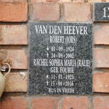 HEEVER Robert, van den 1924-2002 &amp; Rachel Sophia Maria FOURIE 1925-2016
