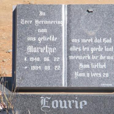 FOURIE Marietjie 1948-1994