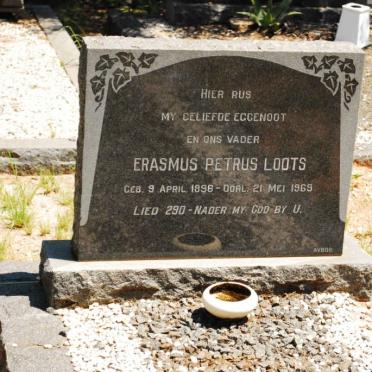 LOOTS Erasmus Petrus 1896-1969
