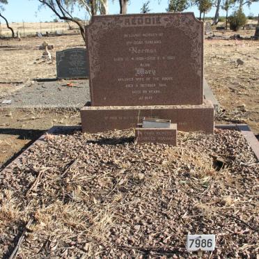 R - Vanne :: Surnames - R