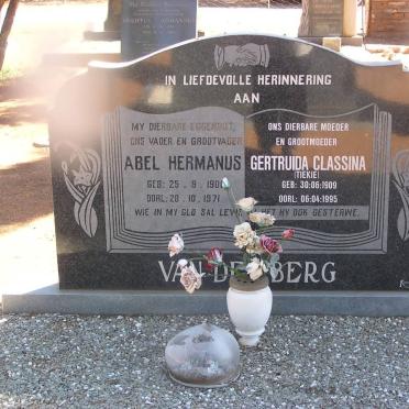 BERG Abel Hermanus, van den 1900-1971 &amp; Gertruida Classina 1909-1995 