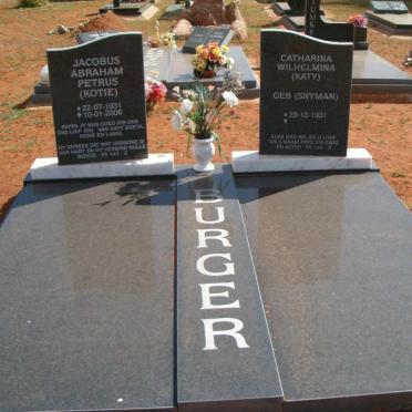 BURGER Jacobus Abraham Petrus 1931-2006 &amp; Catharina Wilhelmina SNYMAN 1931-