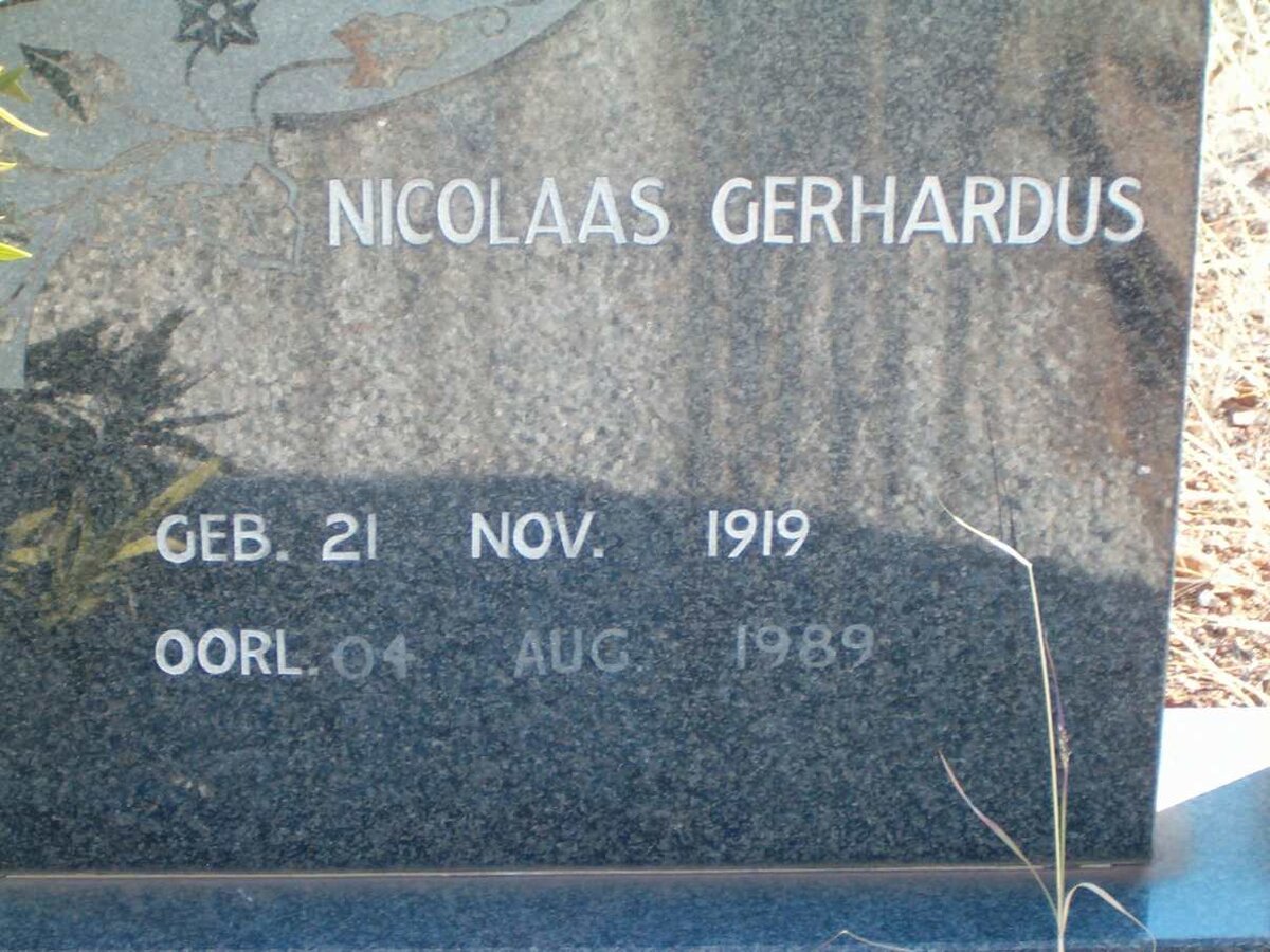 OOSTHUIZEN Nicolaas Gerhardus 1919-1989
