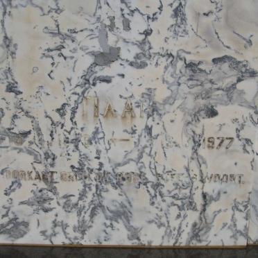 OOSTHUIZEN Chris 1950-1977 &amp; Amanda 1954-1977 :: OOSTHUIZEN Tiaan 1976-1977