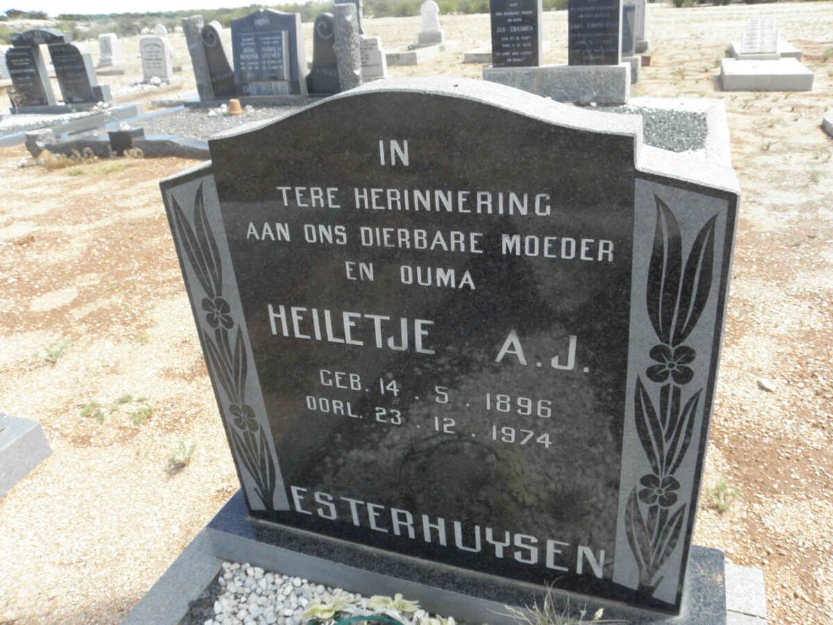 ESTERHUYSEN Heiletje A.J. 1896-1974