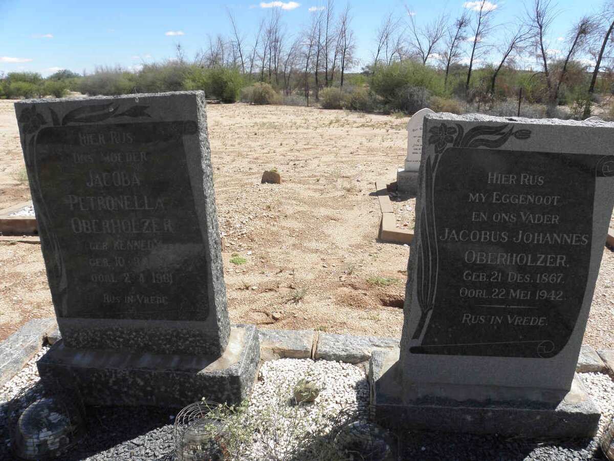 OBERHOLZER Jacobus Johannes 1867-1942 &amp; Jacoba Petronella KENNEDY -1961