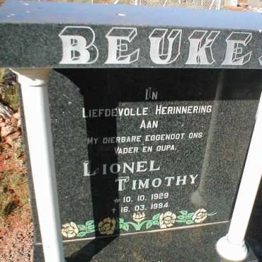 BEUKES Lionel Timothy 1929-1994