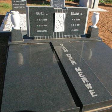 MERWE Carel J., van der 1899-1978 &amp; Susanna M. 1908-1983