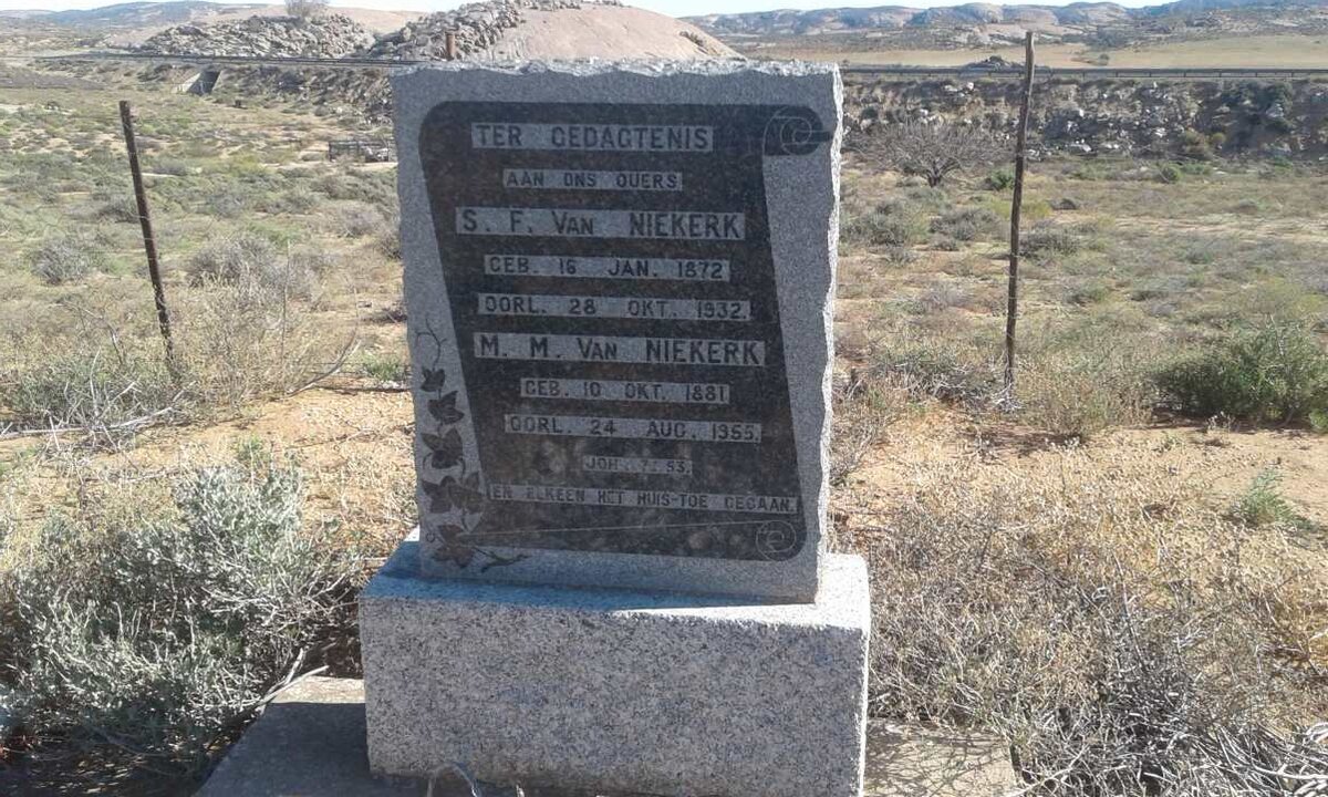 NIEKERK S.F., van 1872-1932 &amp; M.M. 1881-1955