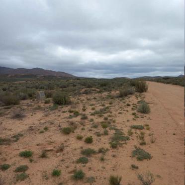 Northern Cape, NAMAQUALAND district, Namakwa Mountains, Road between Leliefontein and Witwater, Roadside memorial