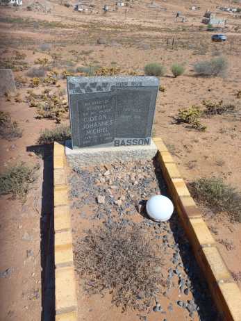 BASSON Gideon Johannes Michiel 1915-19??