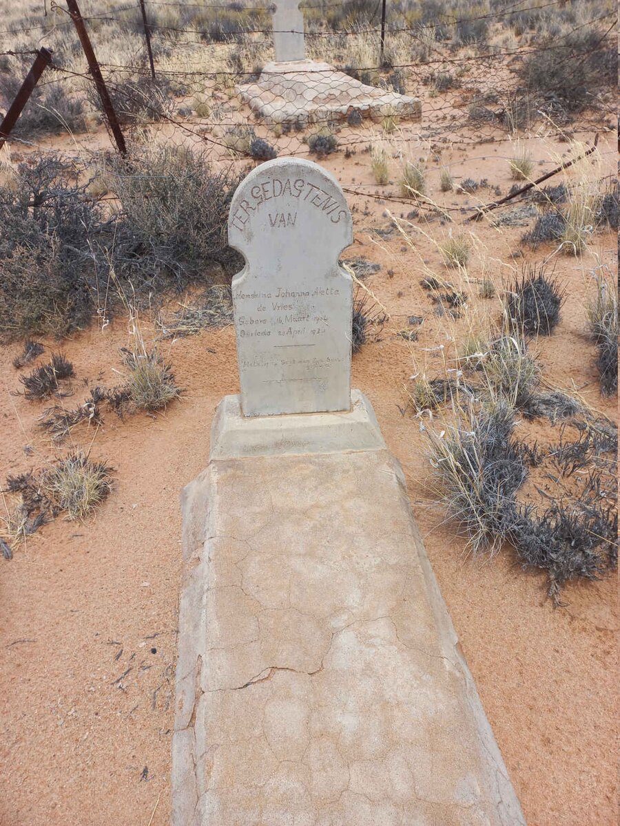 VRIES Hendrina Johanna Aletta, de 1934-1936