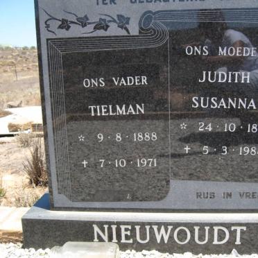 NIEUWOUDT Tielman 1888-1971 &amp; Judith Susanna 1891-1984