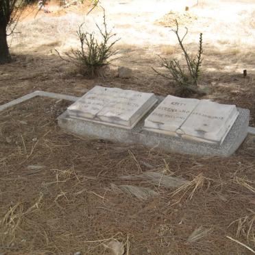 SMITH Andries W.J. 1895-1971 :: STEENKAMP Kitty nee THERON 1905-