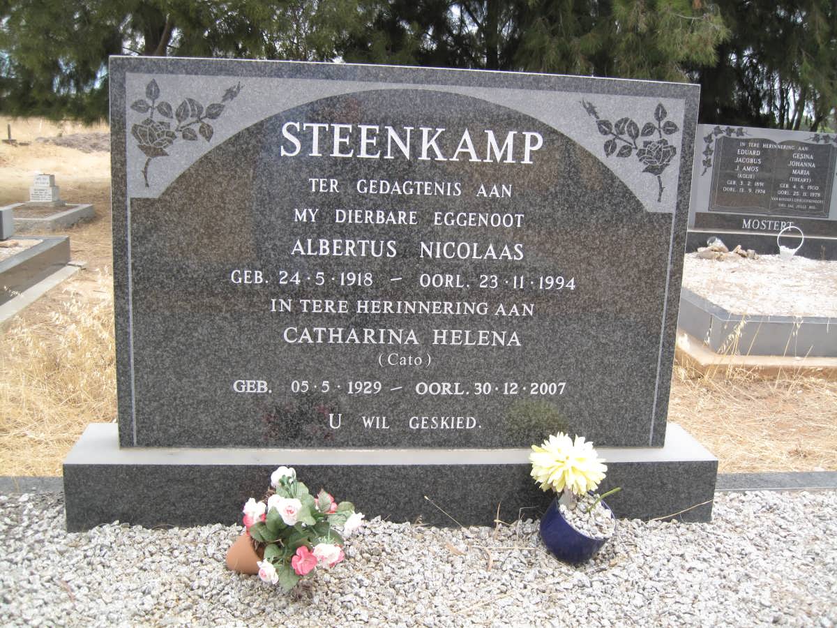 STEENKAMP Albertus Nicolaas 1918-1994 &amp; Catharina Helena 1929-2007