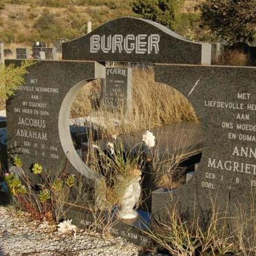BURGER Jacobus Abraham 1914-1994 &amp; Anna Magrietha S. 1919-
