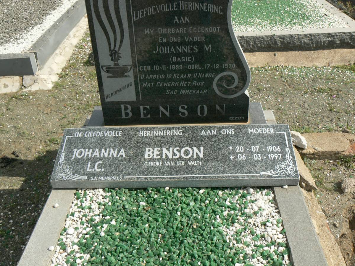 BENSON Johannes M. 1899-1970 &amp; Johanna L.C. VAN DER WALT 1906-1997