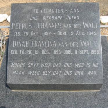 WALT Petrus Johannes, van der 1892-1945 &amp; Dinah Francina FOURIE 1893-1958