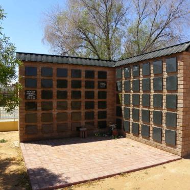 1. N.G. Kerk Pofadder Gedenkmuur