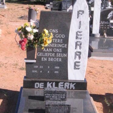 KLERK Jacob Coenraad, de 1938-2006 &amp; Pauline FOURIE 1941-2004 :: DE KLERK Pierre 1969-1991