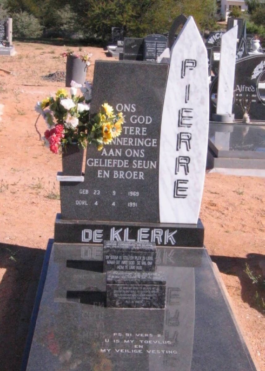 KLERK Jacob Coenraad, de 1938-2006 &amp; Pauline FOURIE 1941-2004 :: DE KLERK Pierre 1969-1991