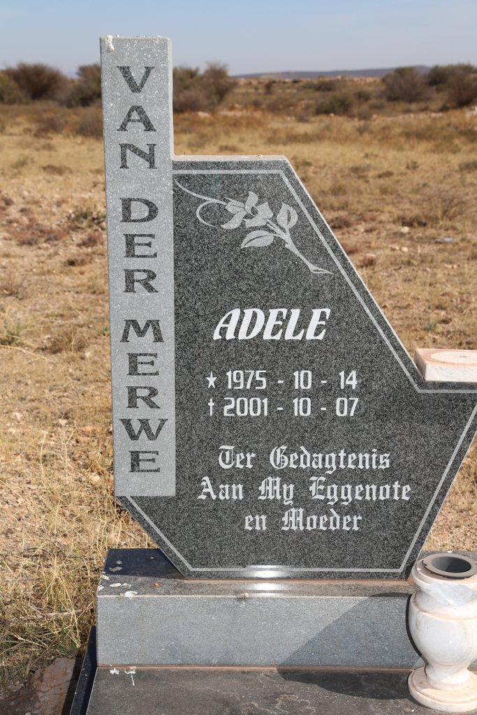 MERWE Adele, van der 1975-2001
